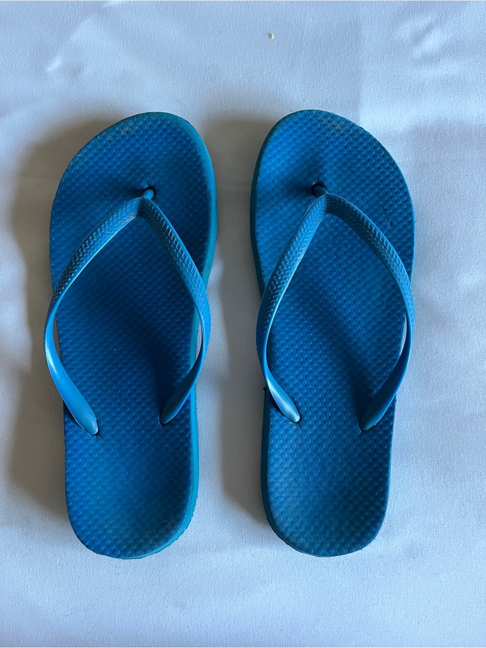 Blue Rubber Thong Flip Flop Sandals Unisex Casual Beach Shoes Approx Kids Size 5